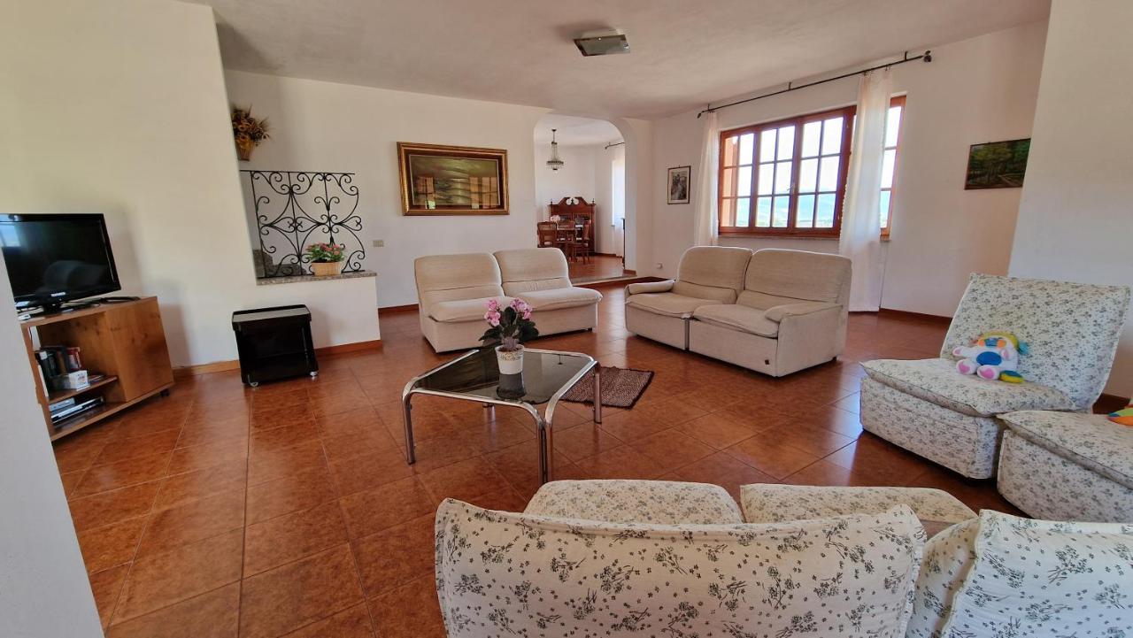 Villa Jolies Viddalba ภายนอก รูปภาพ
