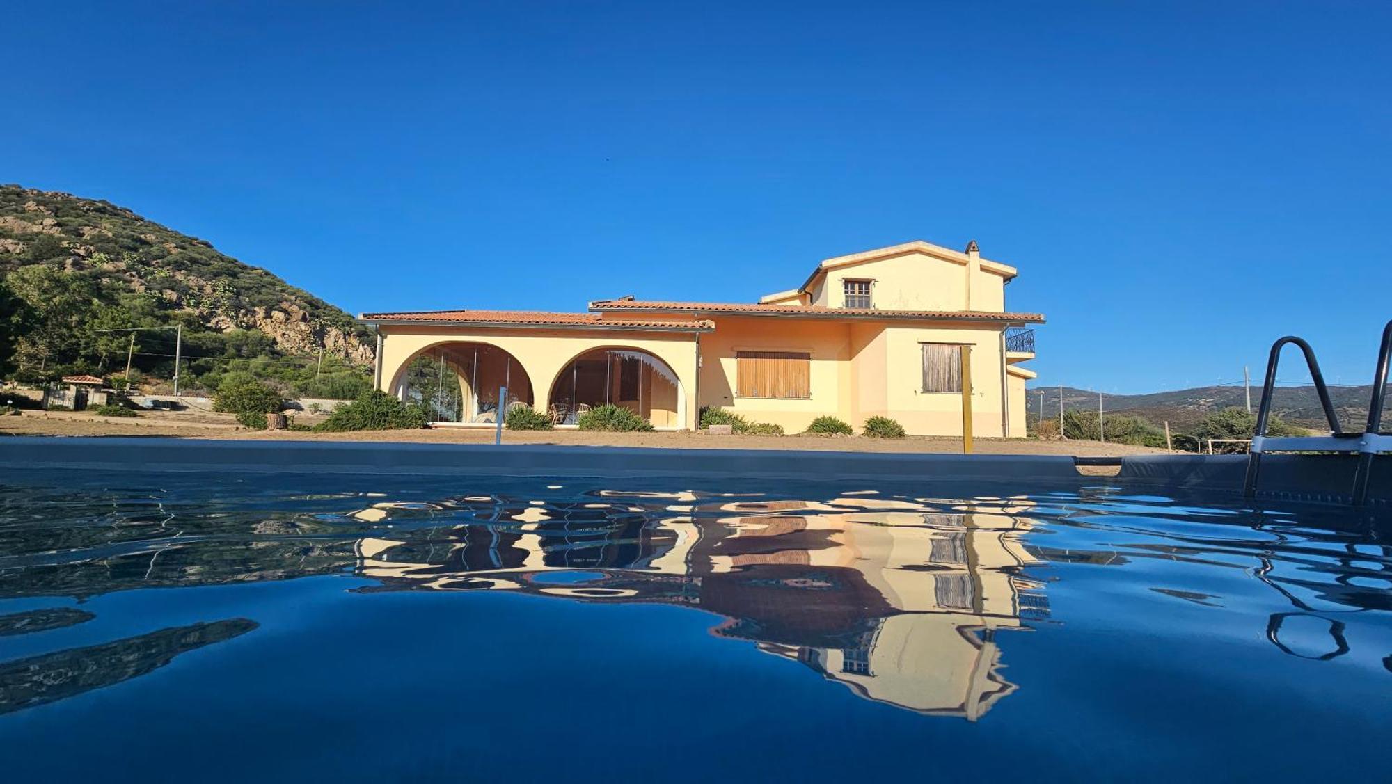 Villa Jolies Viddalba ภายนอก รูปภาพ